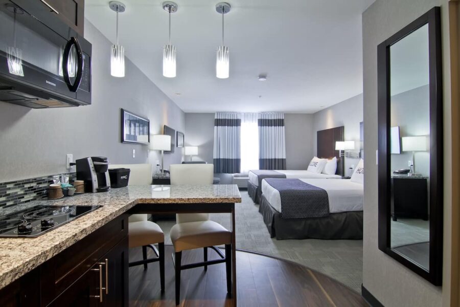 Descubre las Salas VIP del Aeropuerto de Regina (YQR) ¡Viaja con lujo!